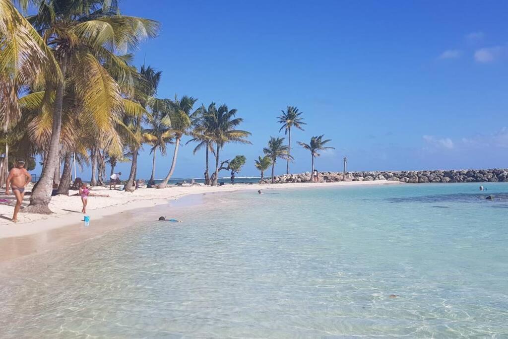 Villa en pleine nature située à 5min d'une plage Le Gosier  Esterno foto